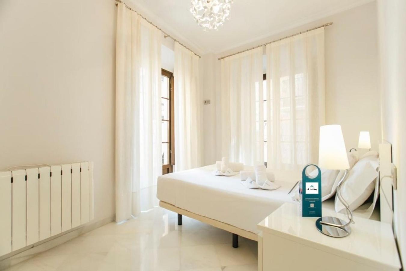 Minimalism And Modern- 2Bd 1Bth- Las Setas Siviglia Esterno foto